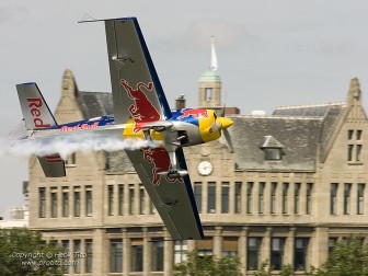 Red Bull Air Race Rotterdam - the Netherlands 2005
 Hero